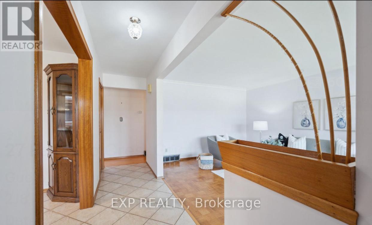 27 Palermo Crescent, Guelph, ON - Indoor Photo Showing Other Room