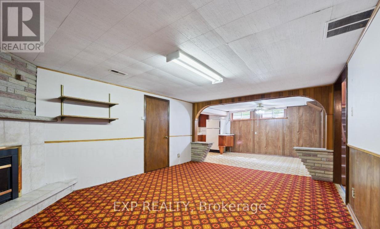 27 Palermo Crescent, Guelph, ON - Indoor Photo Showing Other Room