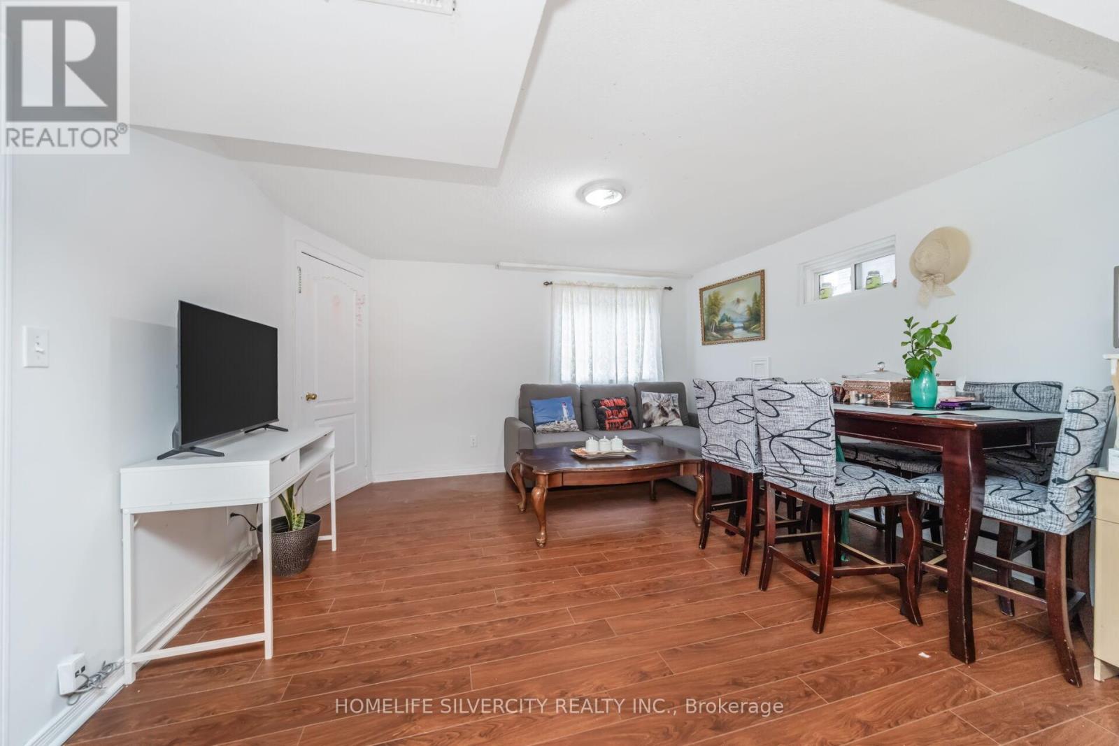 42 Avalanche Crescent, Brampton, ON - Indoor Photo Showing Dining Room