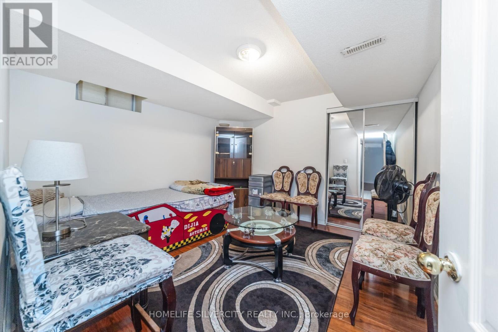 42 Avalanche Crescent, Brampton, ON - Indoor