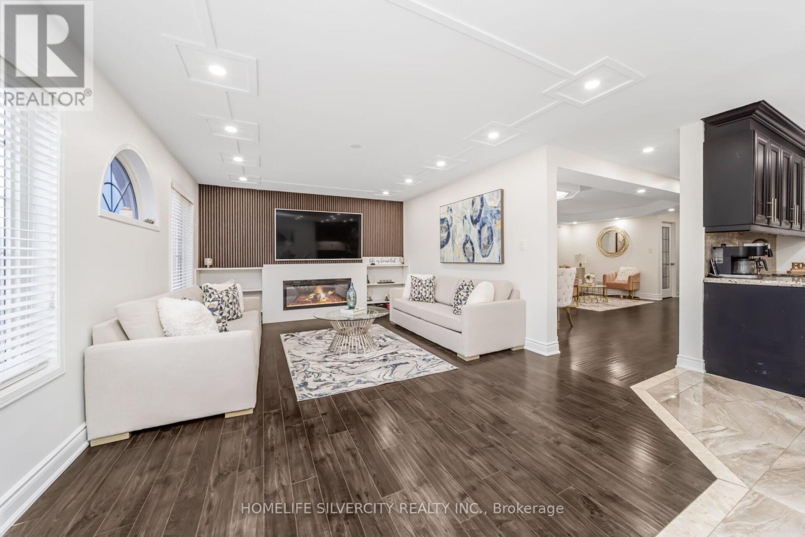 42 Avalanche Crescent, Brampton, ON - Indoor Photo Showing Living Room With Fireplace