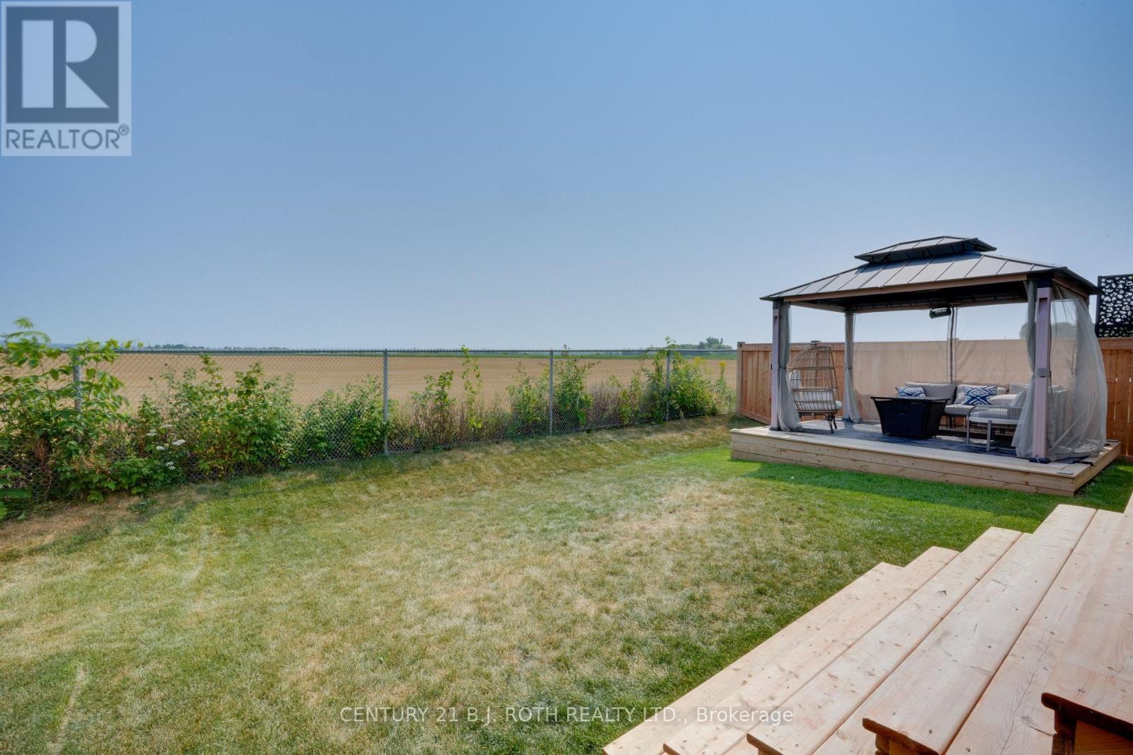 124 Ritchie Crescent, Springwater, ON - Outdoor With Deck Patio Veranda