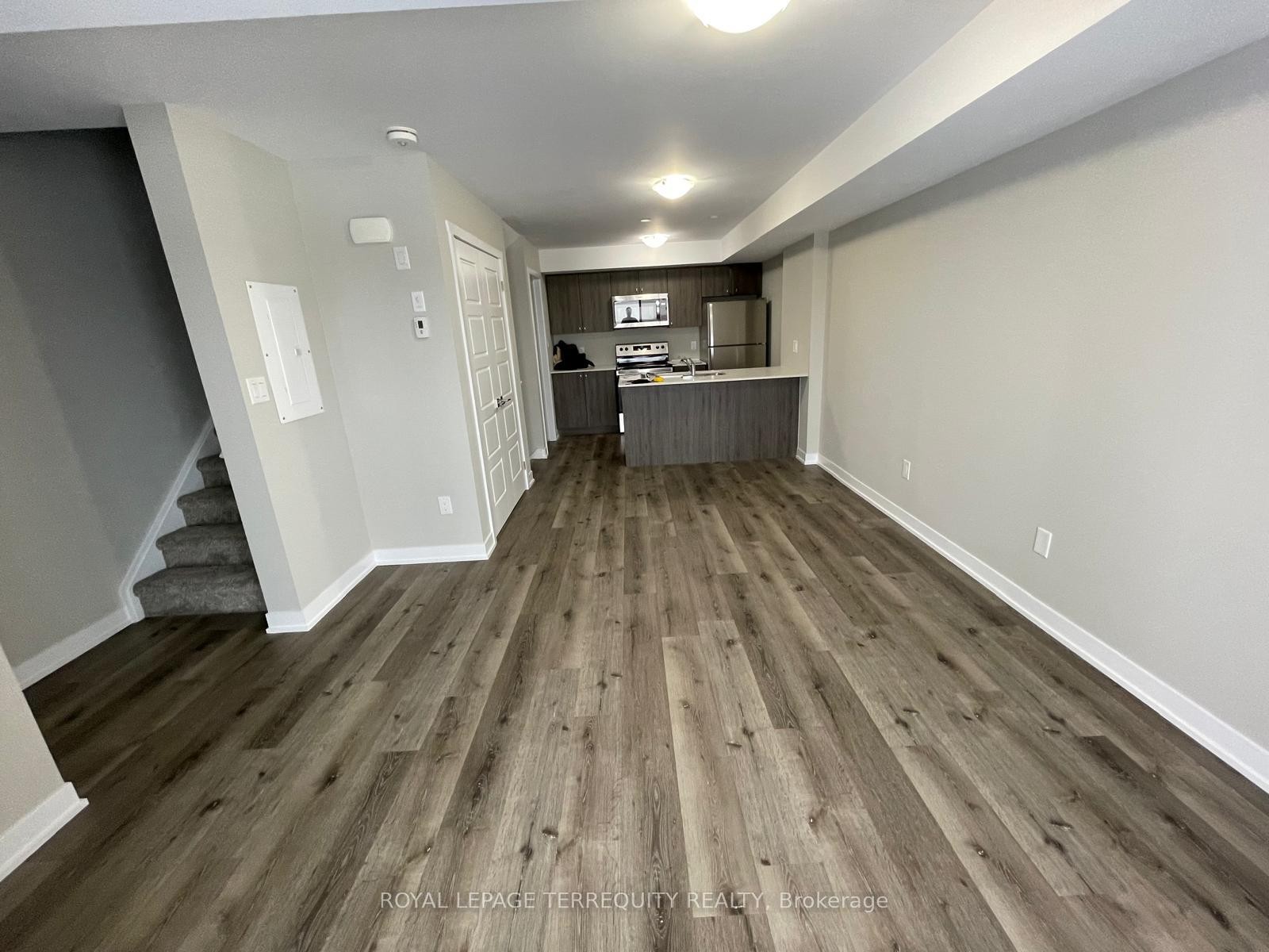 B12-1331 Countrystone Drive, Kitchener, ON - Indoor Photo Showing Other Room