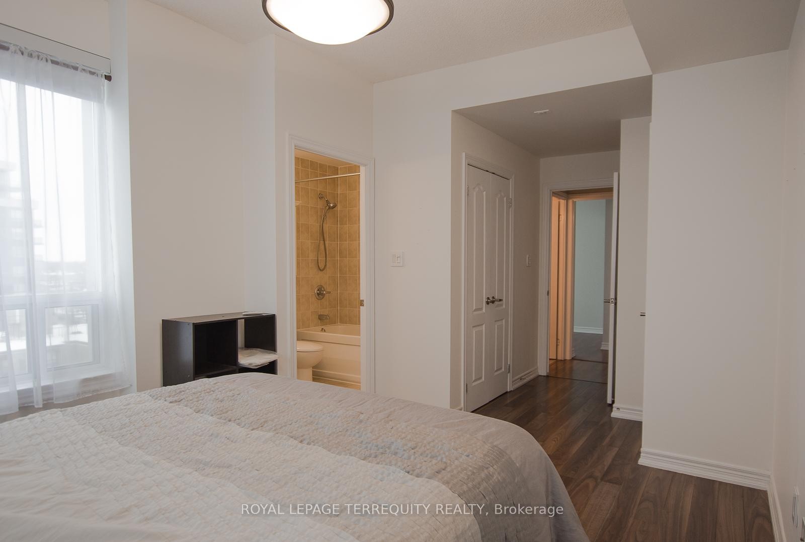 802-2772 Keele Street, Toronto, ON - Indoor Photo Showing Bedroom