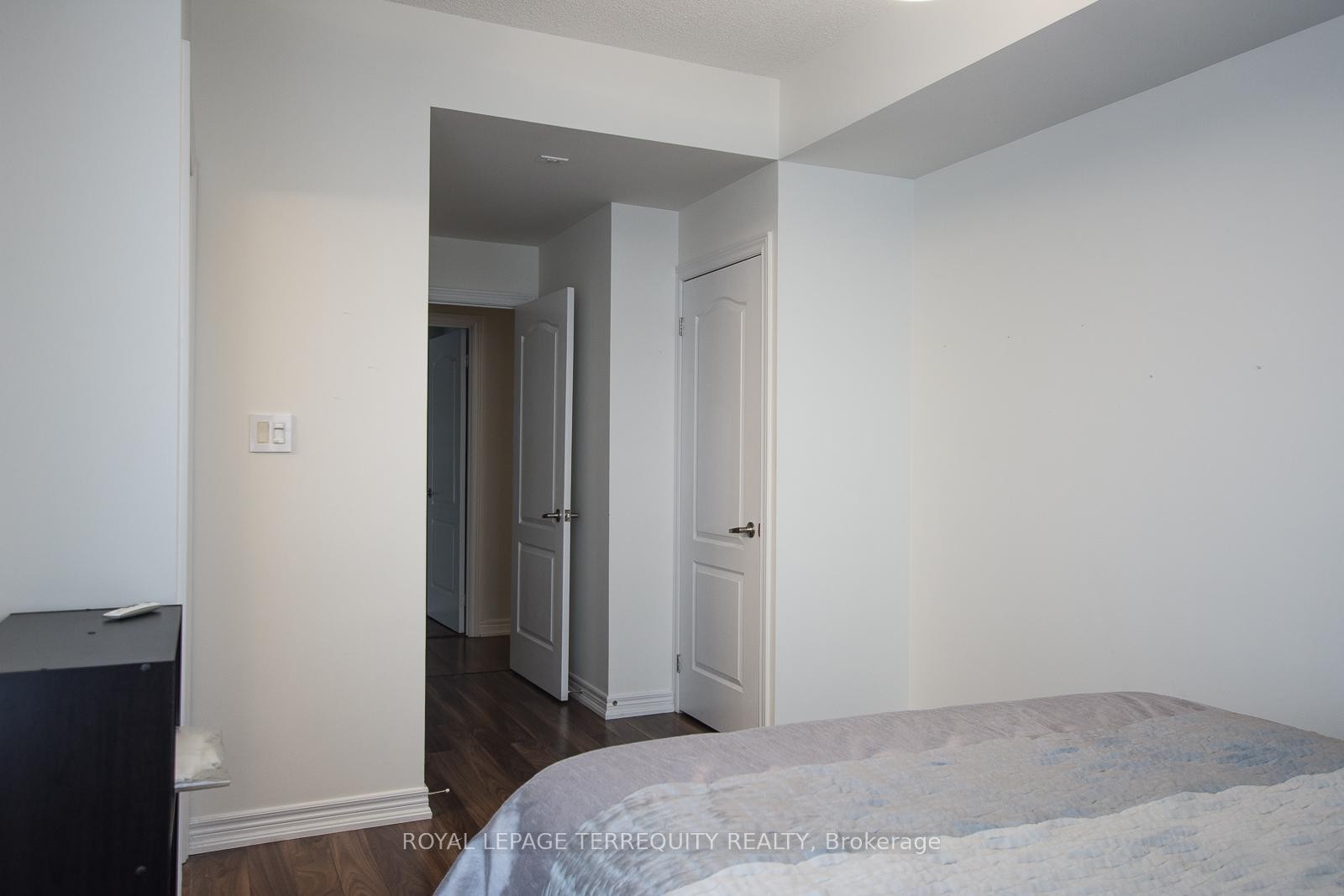 802-2772 Keele Street, Toronto, ON - Indoor