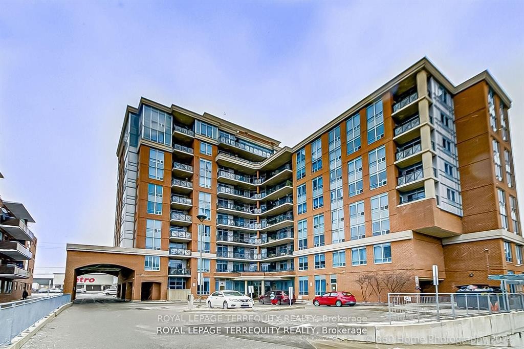 802-2772 Keele Street, Toronto, ON - Outdoor