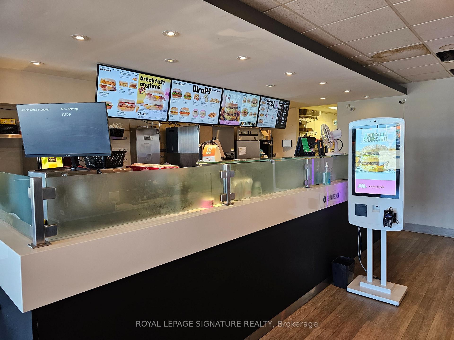 13458 Tecumseh Road E, Windsor, ON