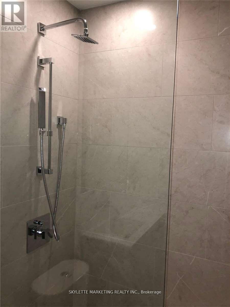 502 - 12 Bonnycastle Street, Toronto, ON - Indoor Photo Showing Bathroom