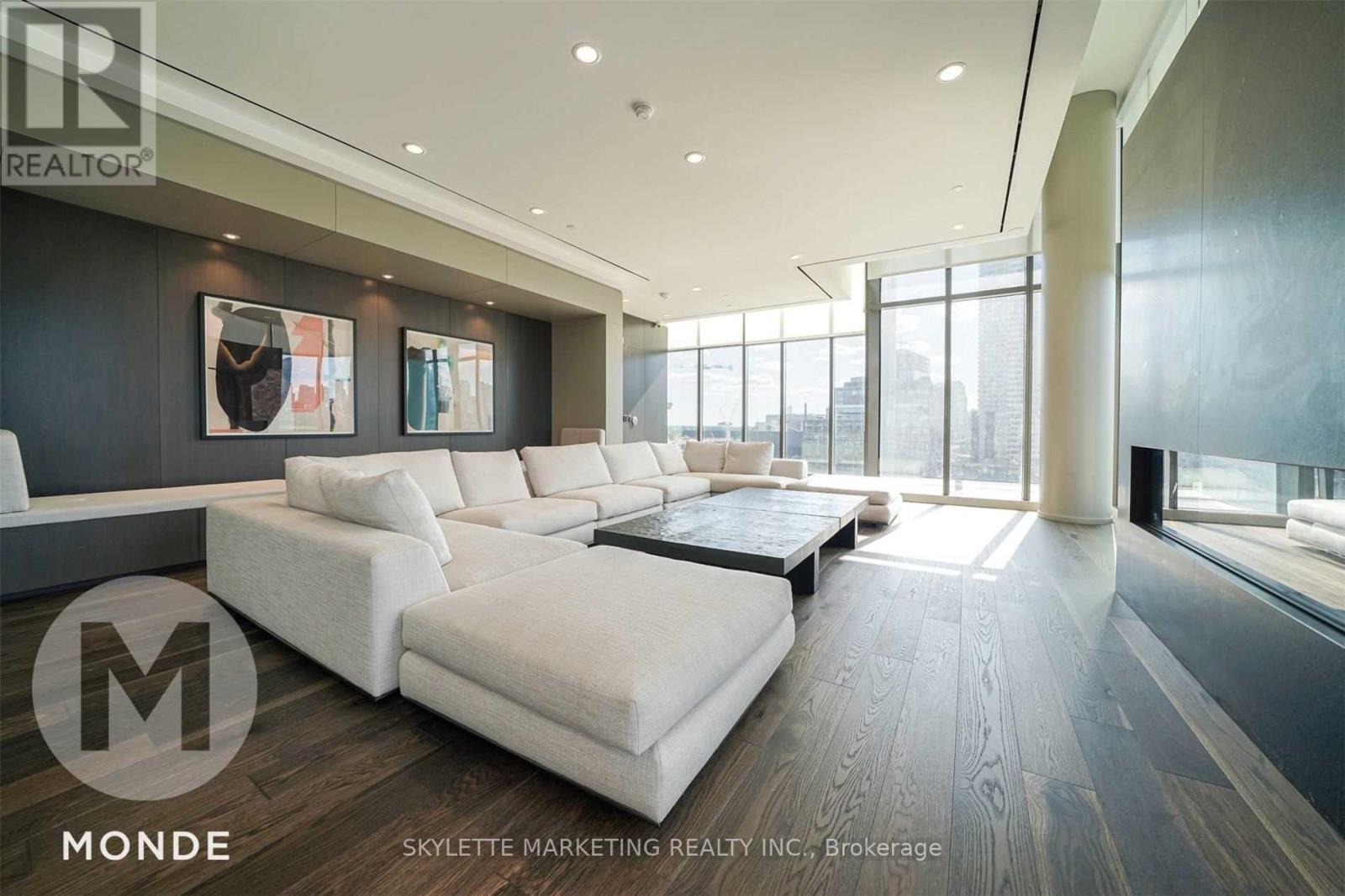 502 - 12 Bonnycastle Street, Toronto, ON - Indoor