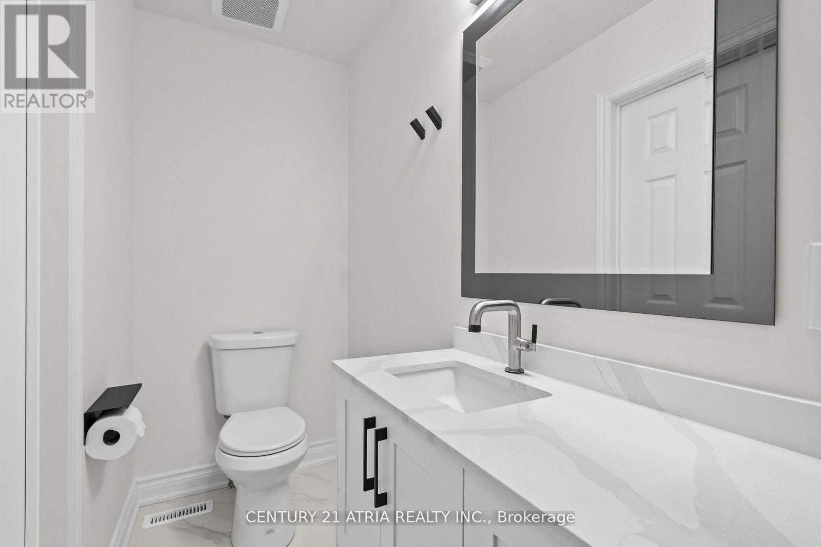 3837 Densbury Drive, Mississauga, ON - Indoor Photo Showing Bathroom
