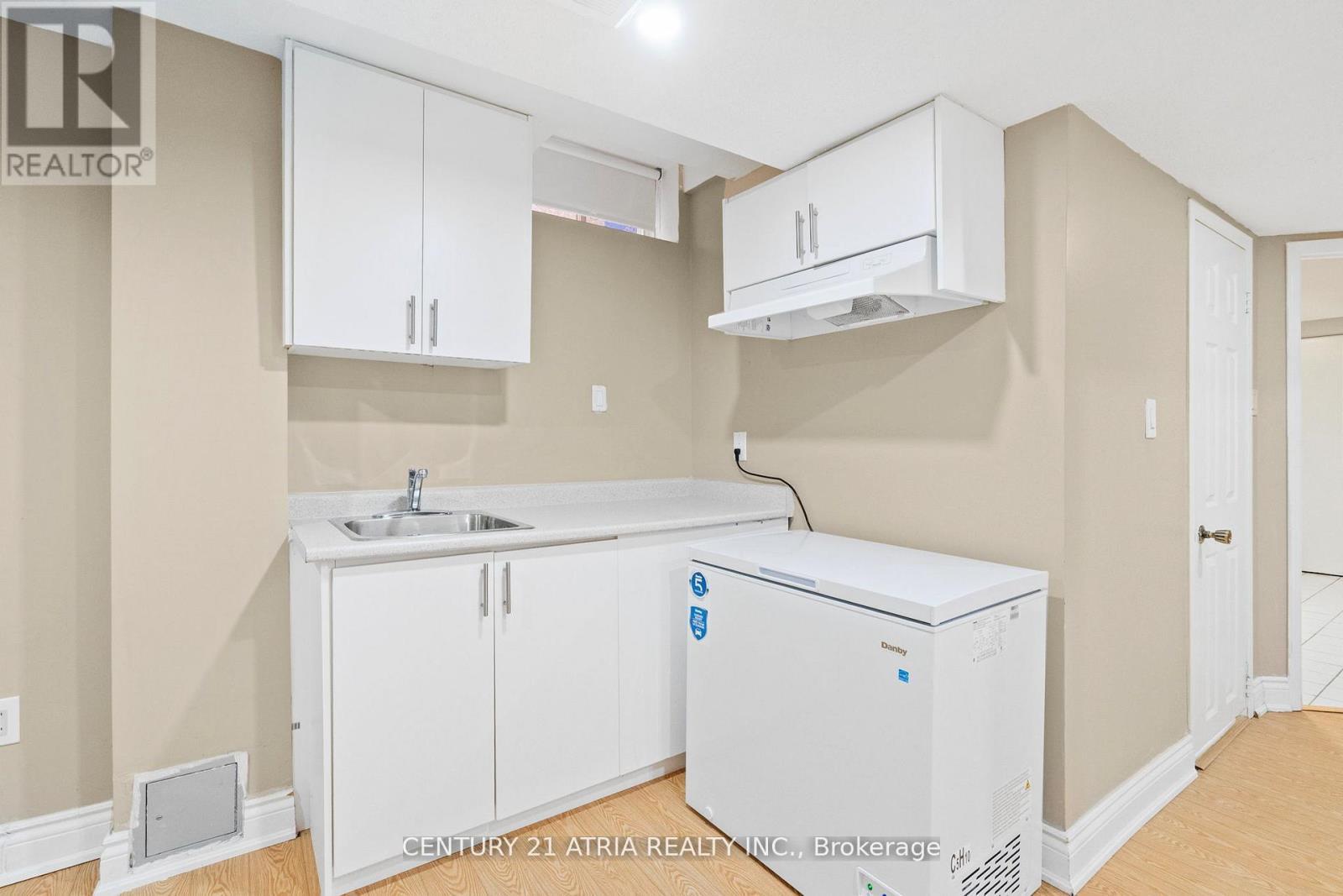 3837 Densbury Drive, Mississauga, ON - Indoor