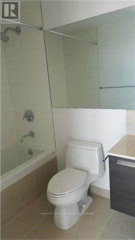 911 - 57 St Joseph Street, Toronto, ON - Indoor Photo Showing Bathroom