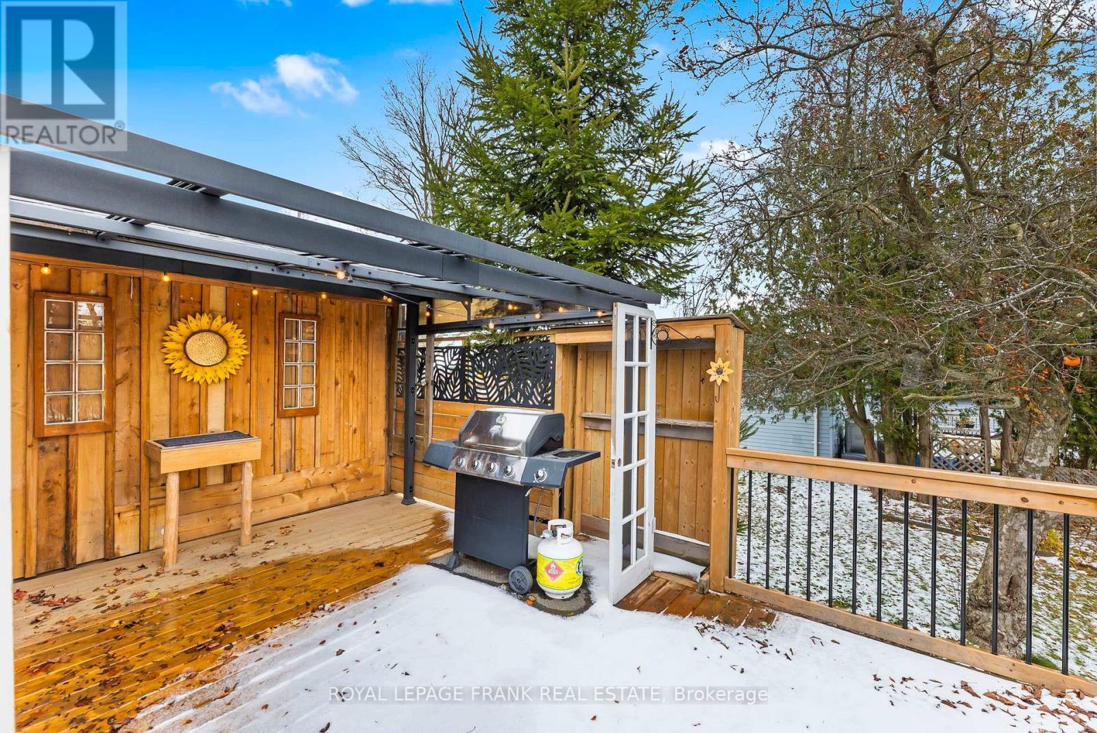 1704 King Street, Scugog, ON - Outdoor