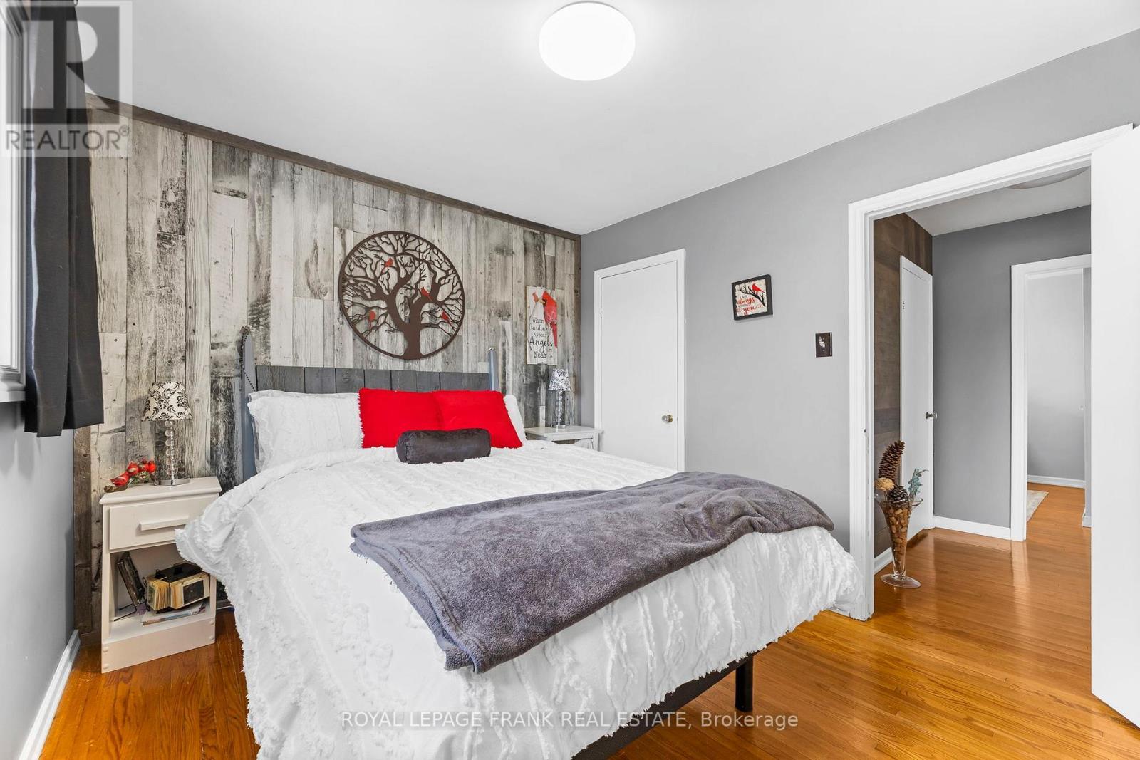 1704 King Street, Scugog, ON - Indoor Photo Showing Bedroom