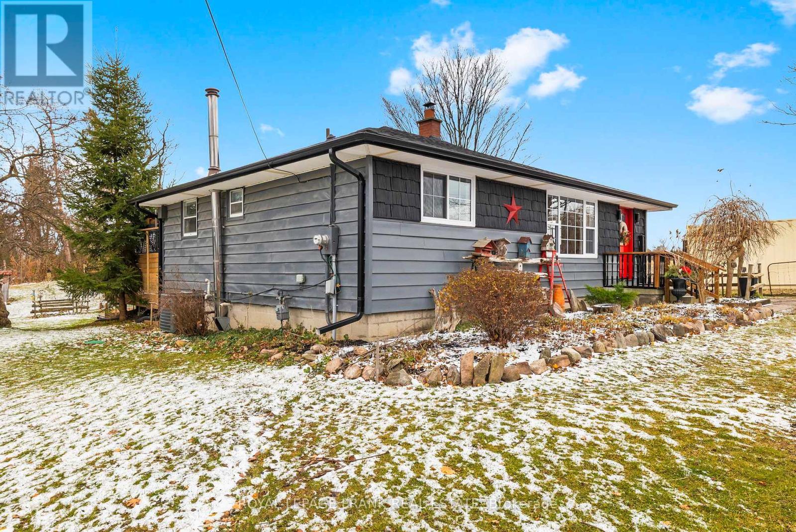 1704 King Street, Scugog, ON - Outdoor