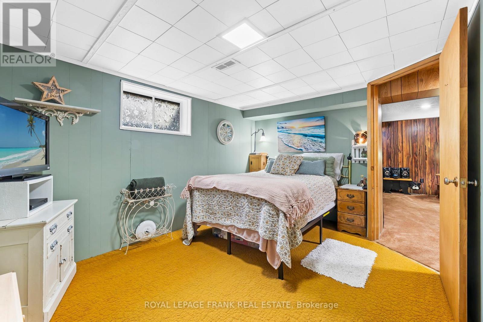 1704 King Street, Scugog, ON - Indoor Photo Showing Bedroom