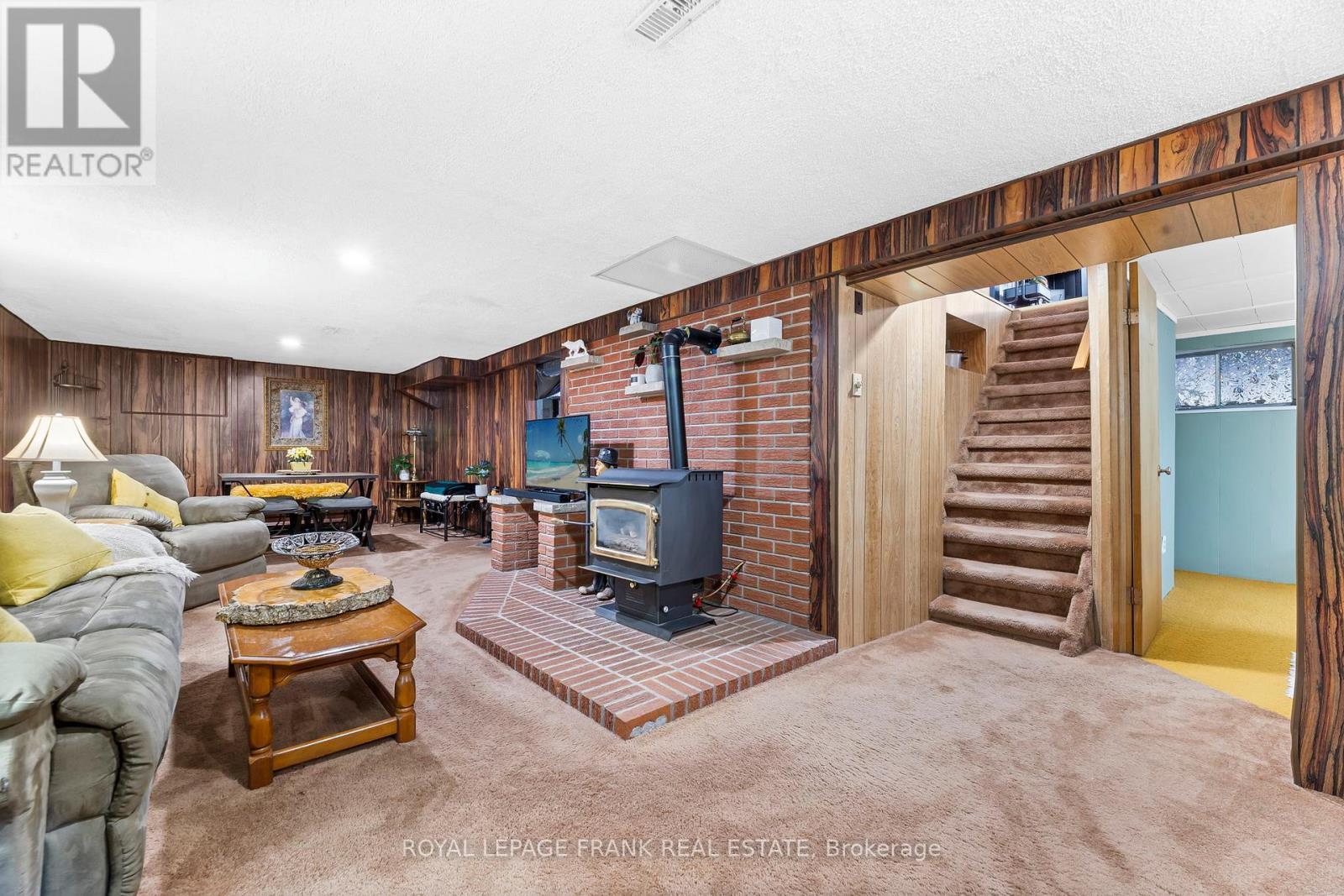 1704 King Street, Scugog, ON - Indoor