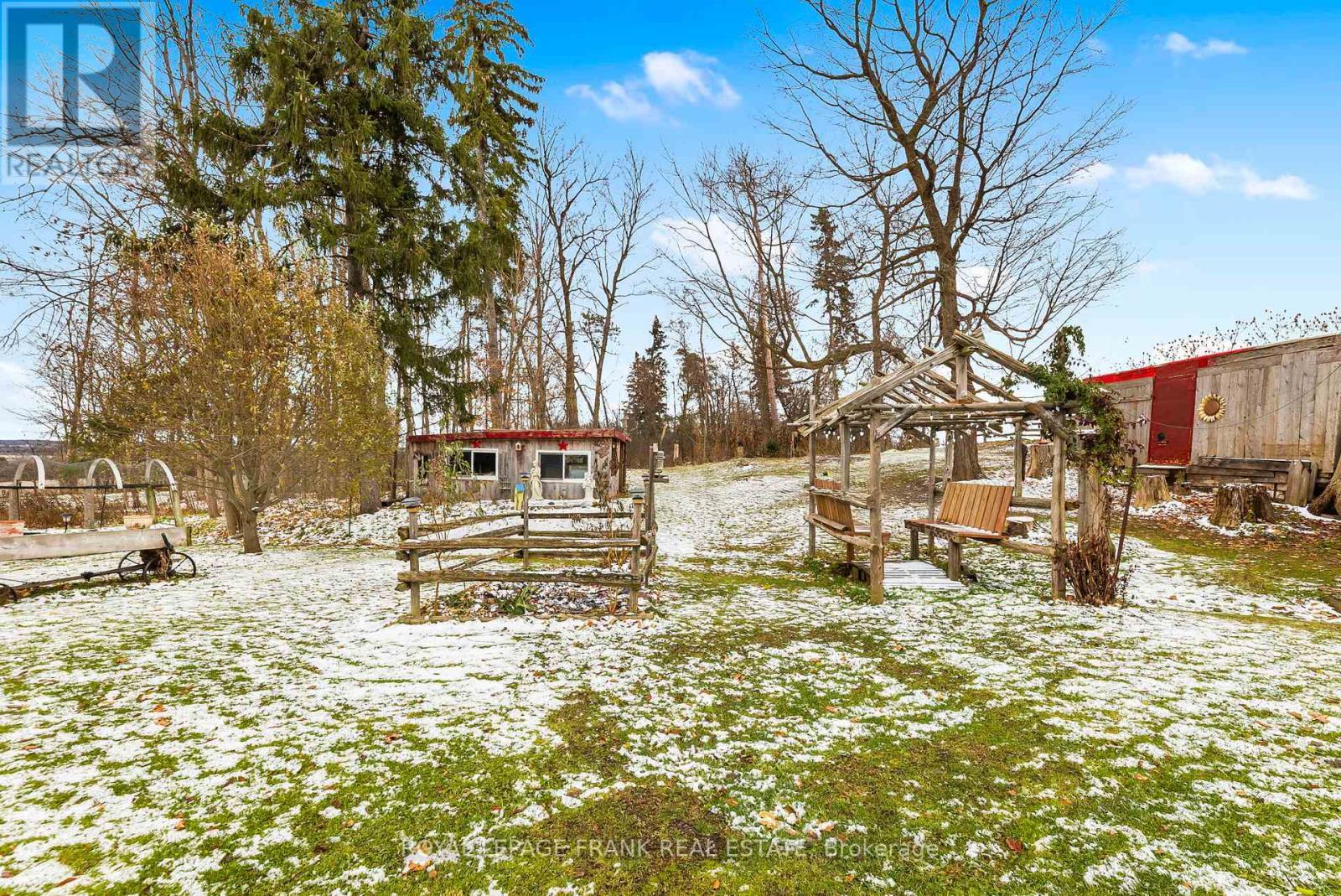 1704 King Street, Scugog, ON - Outdoor