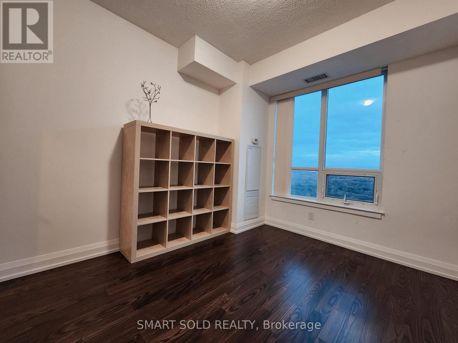 Ph202 - 7171 Yonge Street, Markham, ON - Indoor Photo Showing Other Room