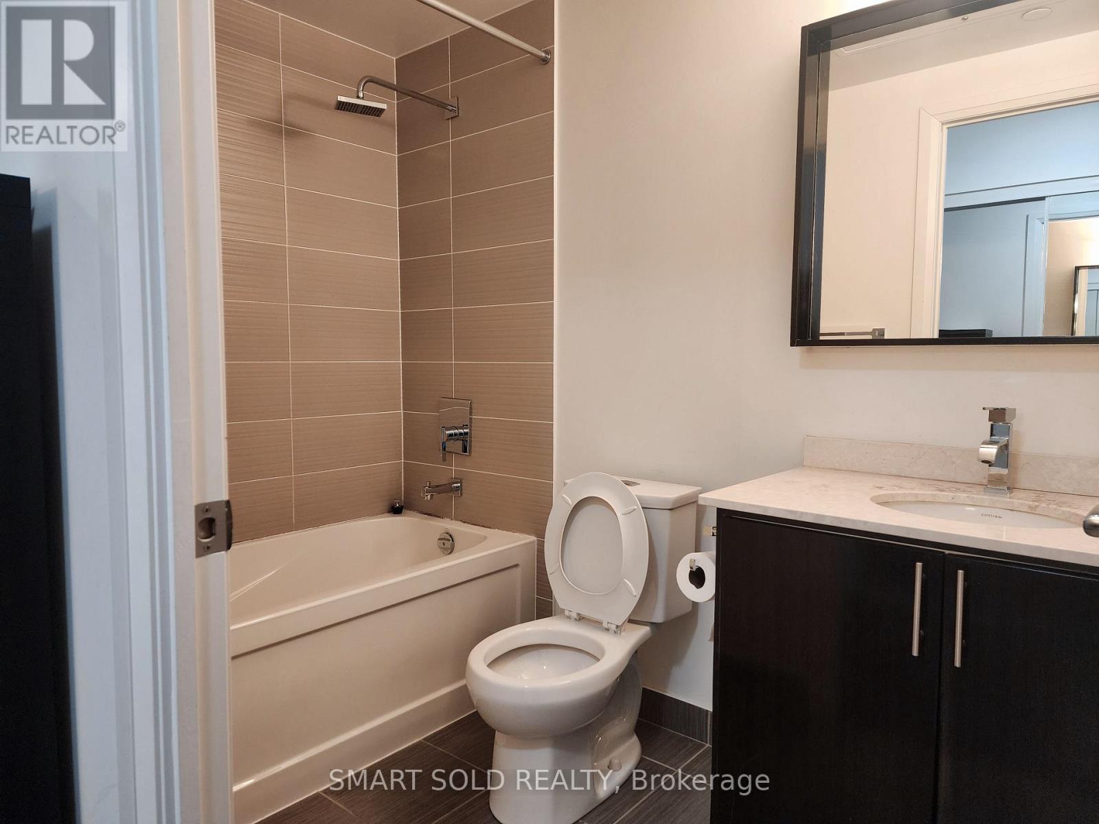 Ph202 - 7171 Yonge Street, Markham, ON - Indoor Photo Showing Bathroom