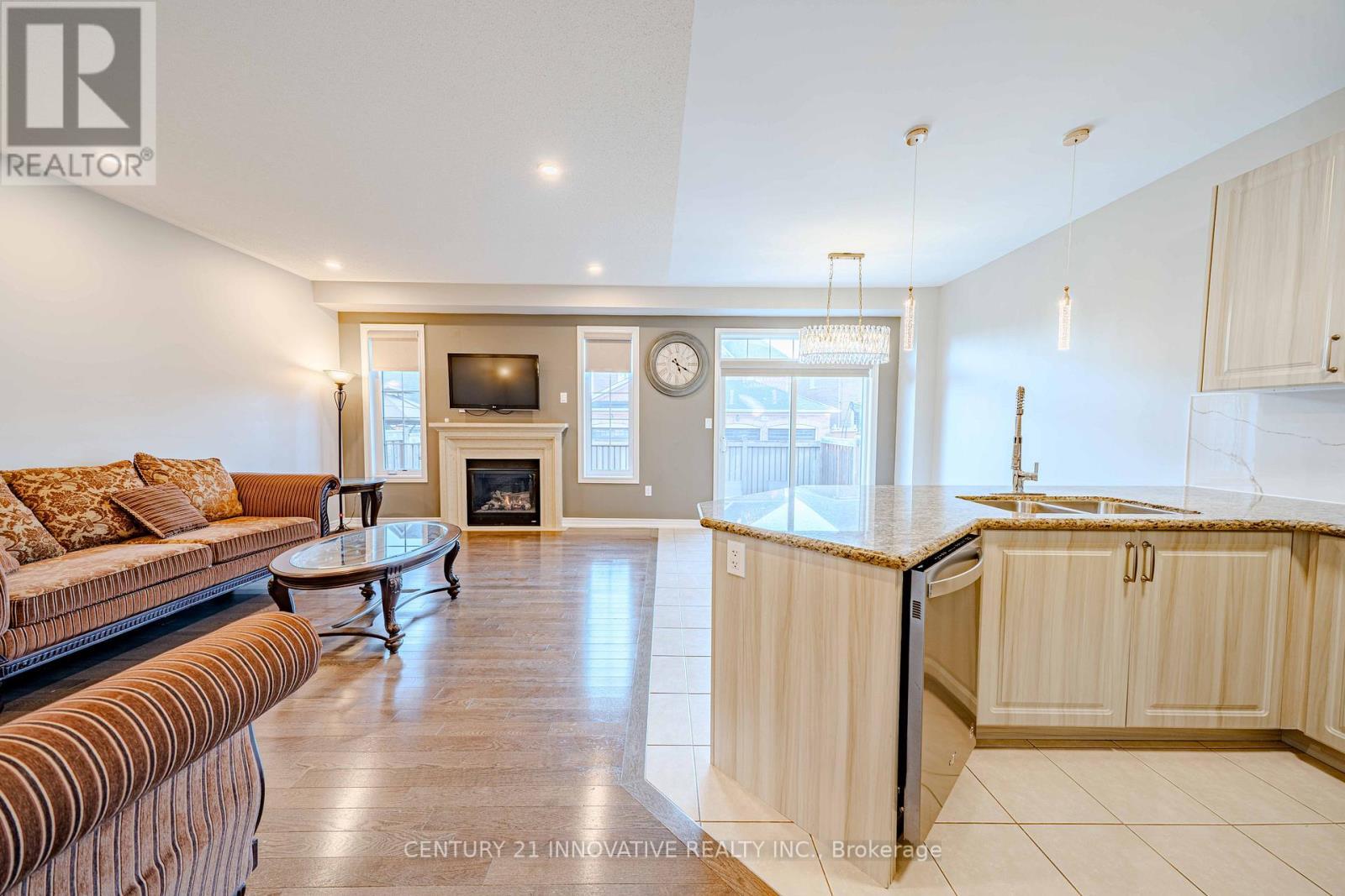 72 Killington Avenue, Vaughan, ON - Indoor With Fireplace