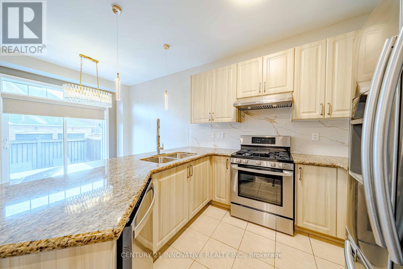 72 Killington Avenue, Vaughan, ON - Indoor Photo Showing Kitchen With Double Sink