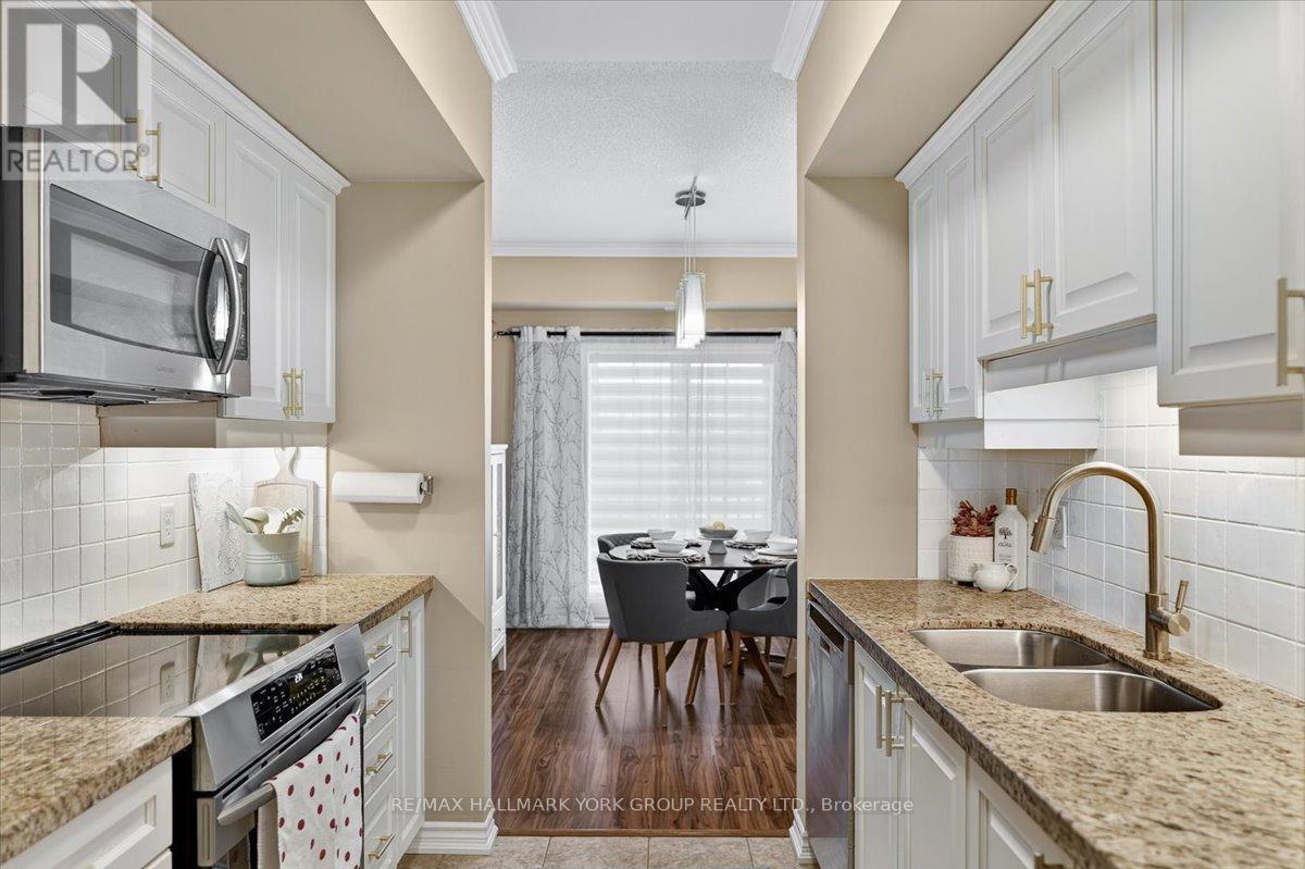 45 Ferndale Drive #211 Barrie - 211 - 45 Ferndale Drive S, Barrie, ON - Indoor Photo Showing Kitchen With Double Sink With Upgraded Kitchen