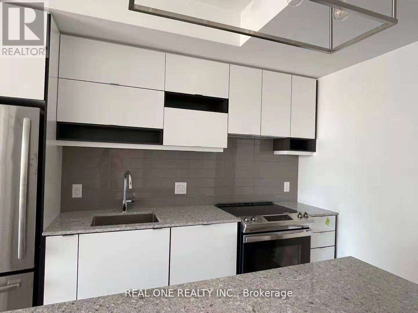 1907 - 4065 Confederation Parkway, Mississauga, ON - Indoor Photo Showing Kitchen With Upgraded Kitchen