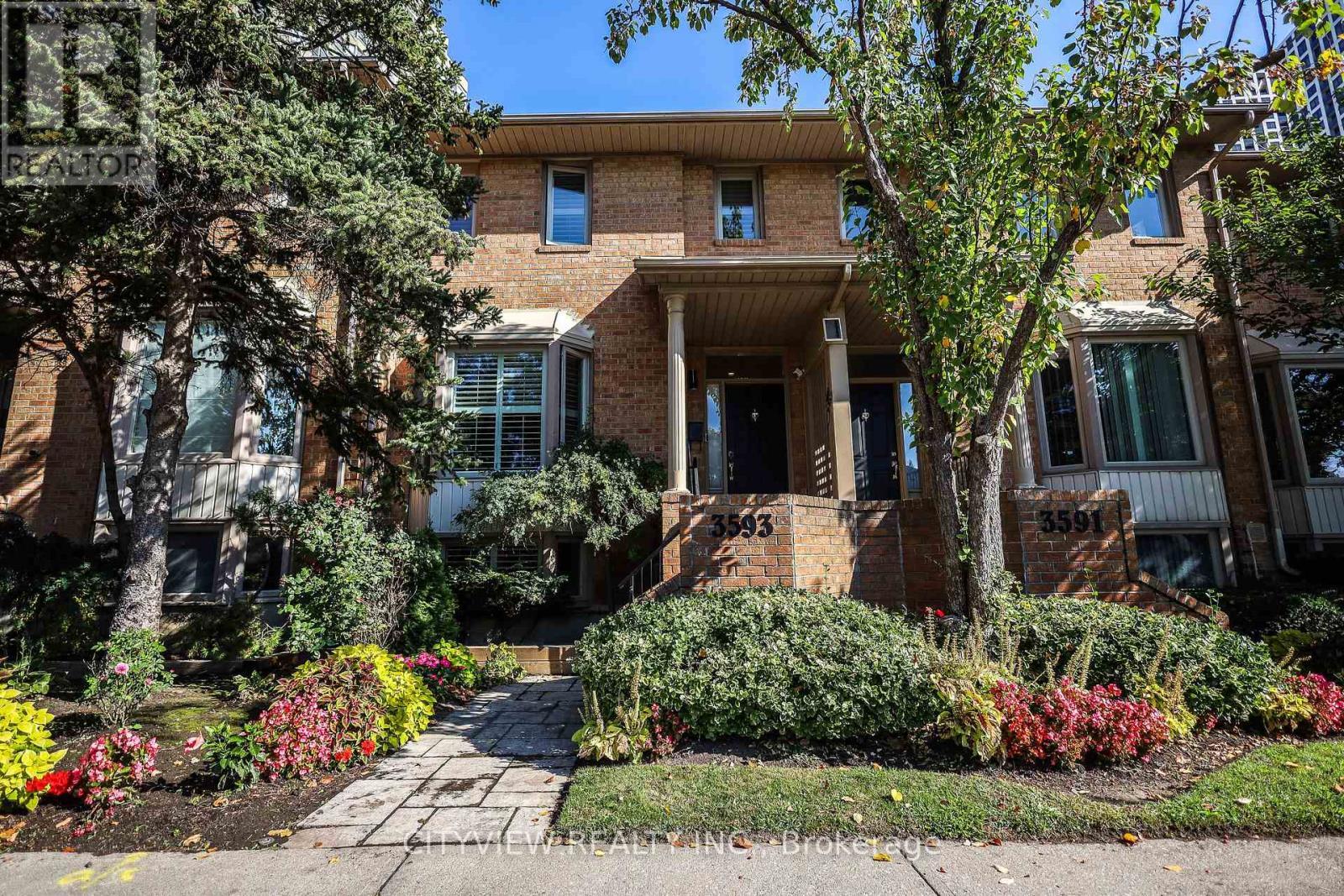 3593 Kariya Drive, Mississauga, ON - Outdoor With Facade