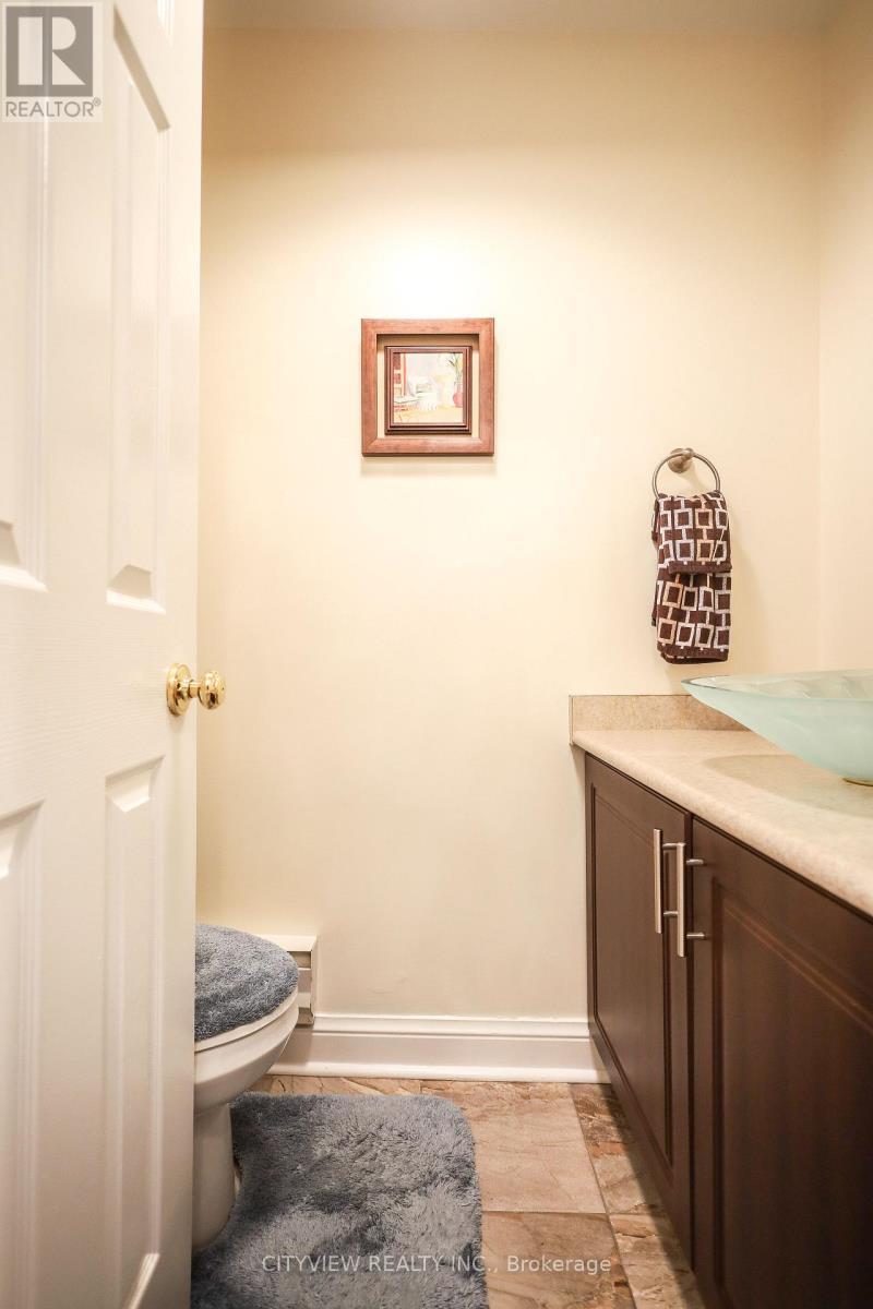 3593 Kariya Drive, Mississauga, ON - Indoor