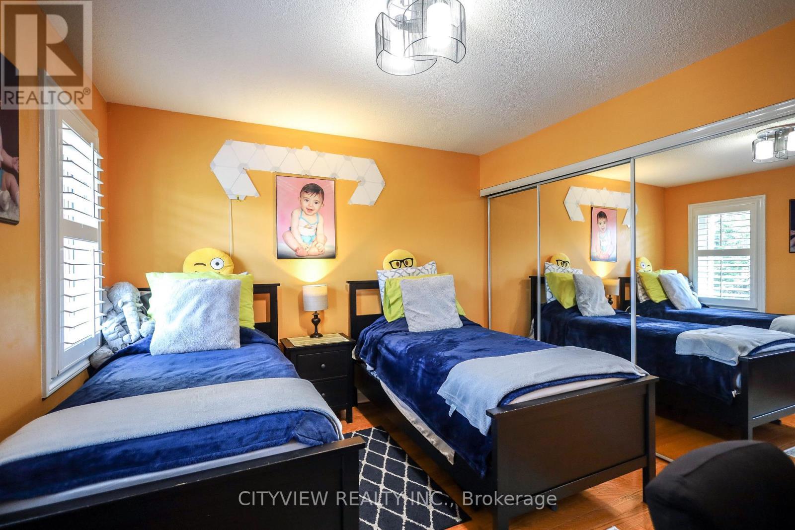 3593 Kariya Drive, Mississauga, ON - Indoor Photo Showing Bedroom