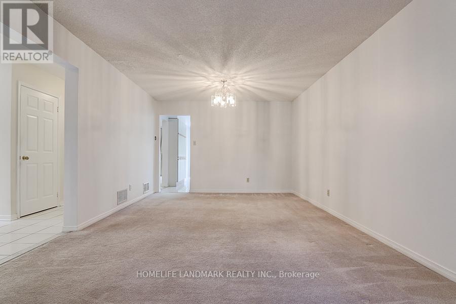 3586 Italia Crescent, Mississauga, ON - Indoor Photo Showing Other Room