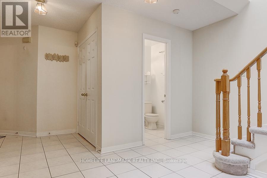 3586 Italia Crescent, Mississauga, ON - Indoor Photo Showing Other Room