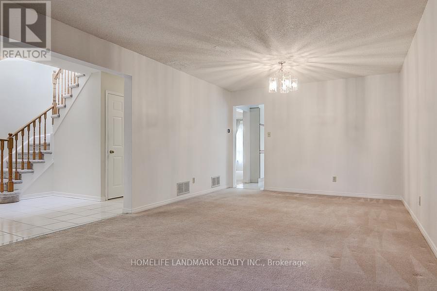 3586 Italia Crescent, Mississauga, ON - Indoor Photo Showing Other Room