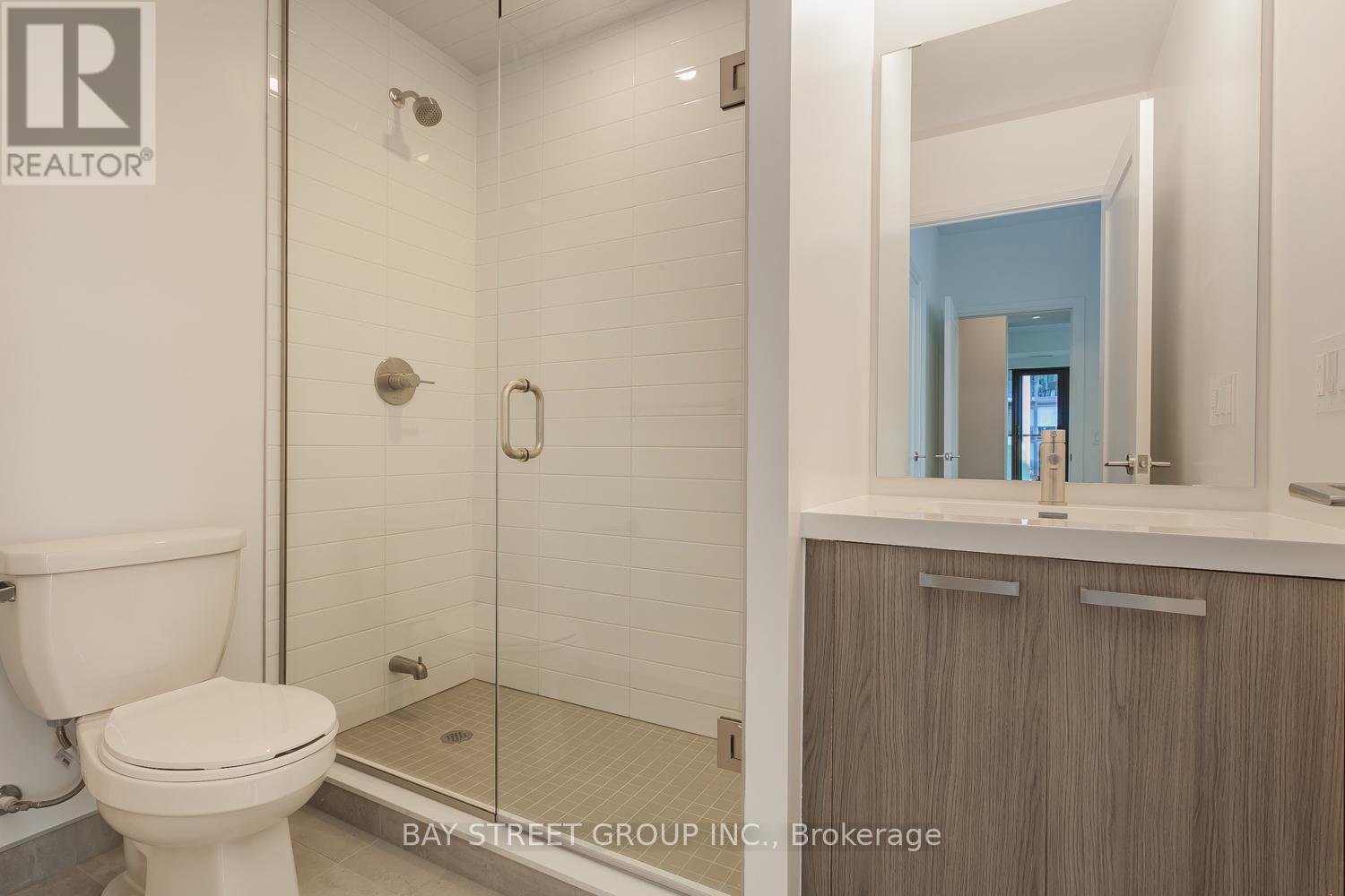 2303 - 20 Soudan Avenue, Toronto, ON - Indoor Photo Showing Bathroom