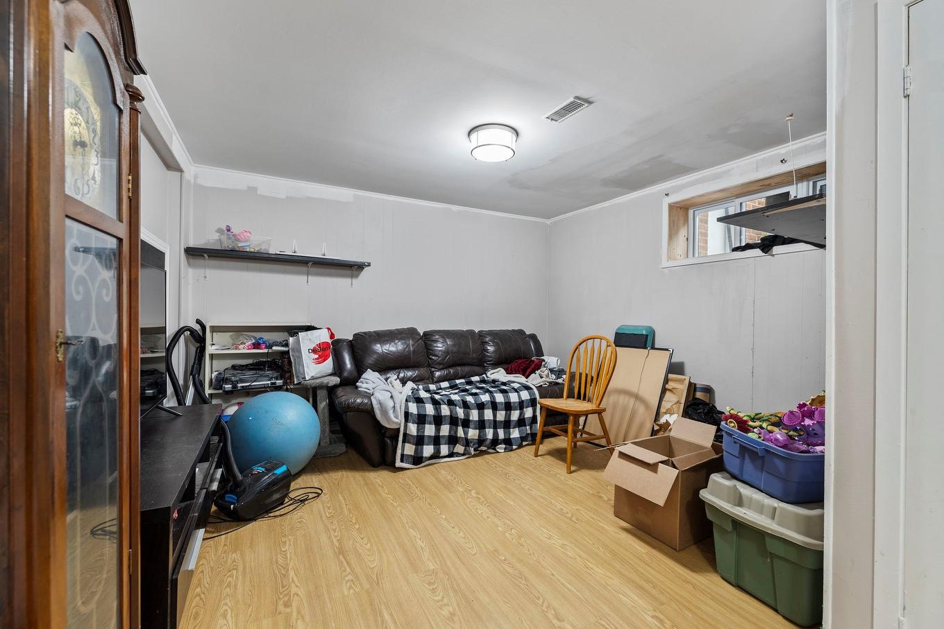 Playroom - 133 - 135 Av. De Georgia Crescent, Pointe-Claire, QC - Indoor Photo Showing Other Room