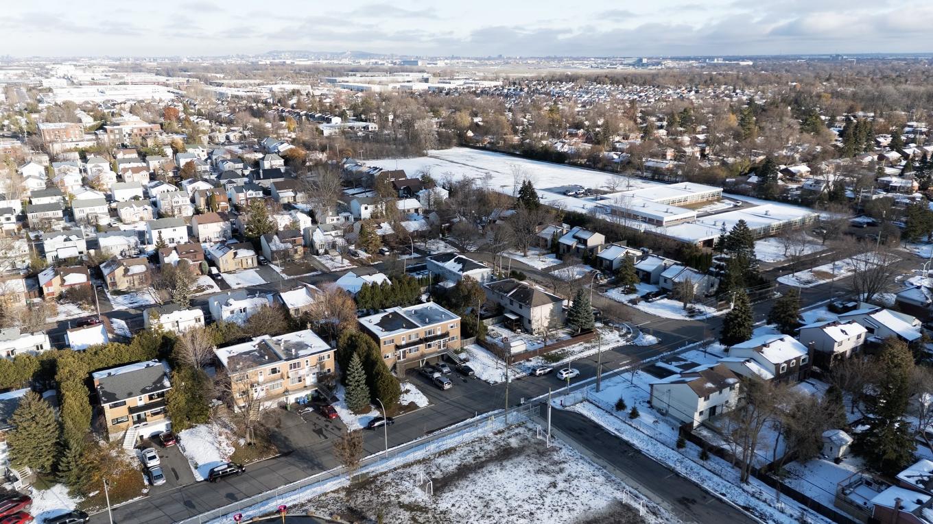 Aerial photo - 133 - 135 Av. De Georgia Crescent, Pointe-Claire, QC - Outdoor With View