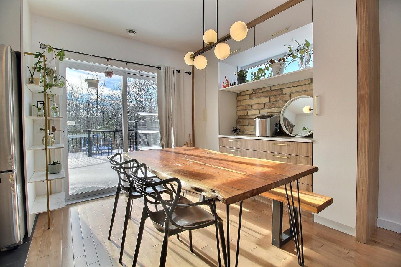 Salle à manger - 4396 Rue Marcheterre, Ascot Corner, QC - Indoor Photo Showing Dining Room