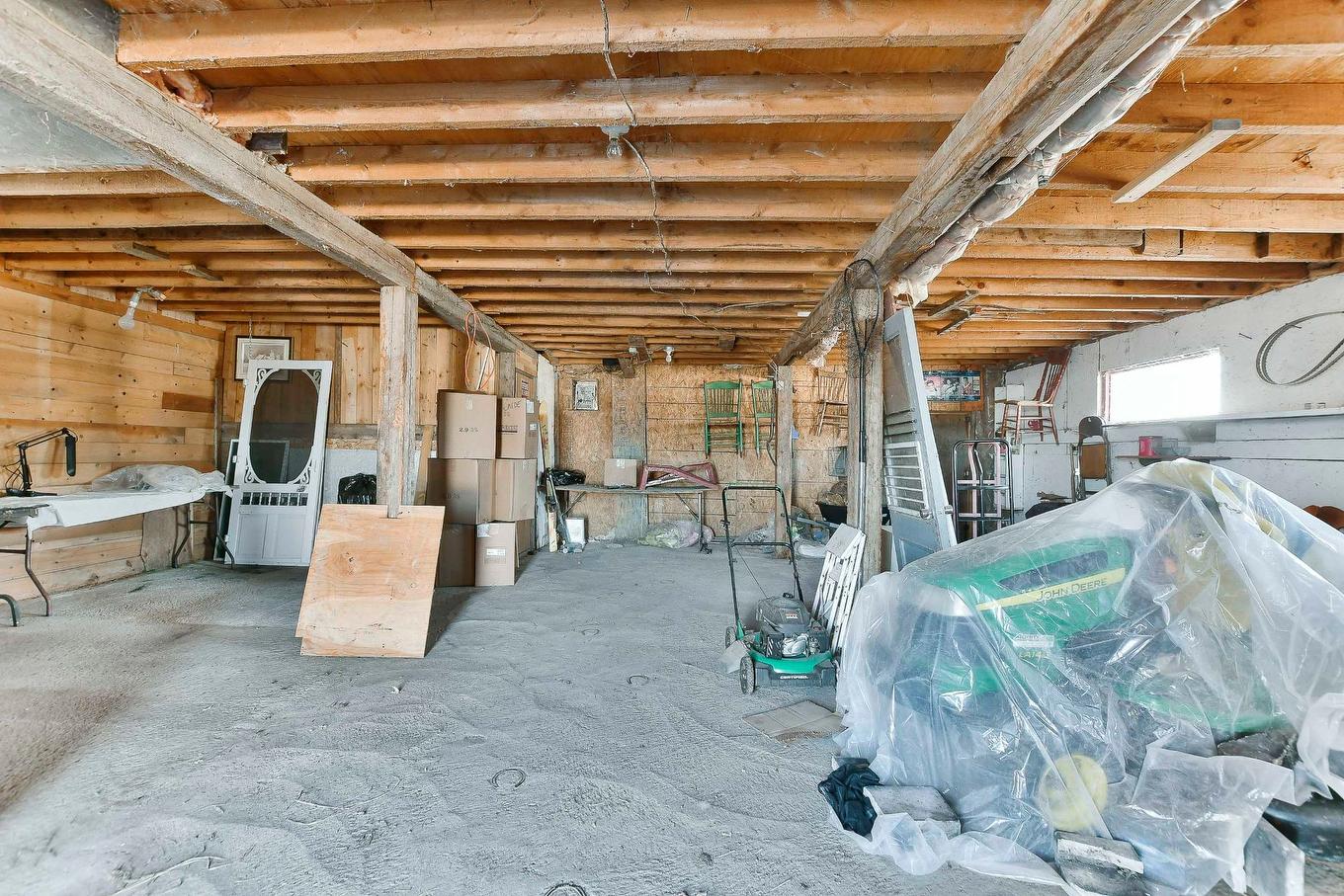Grange - 10421 Ch. Du Curé-Barrette, Terrebonne (La Plaine), QC - Indoor Photo Showing Basement