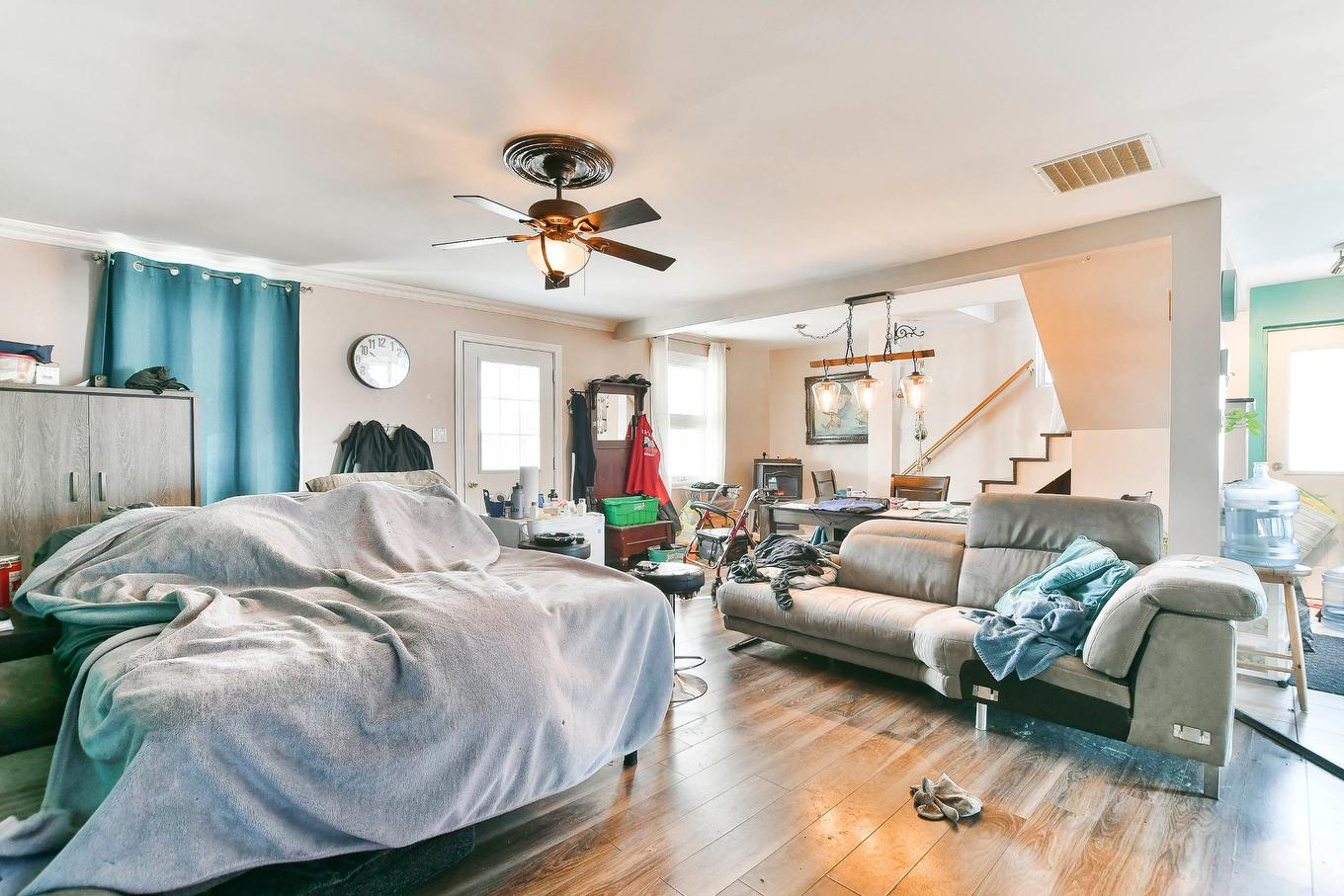 Salon - 10421 Ch. Du Curé-Barrette, Terrebonne (La Plaine), QC - Indoor Photo Showing Other Room