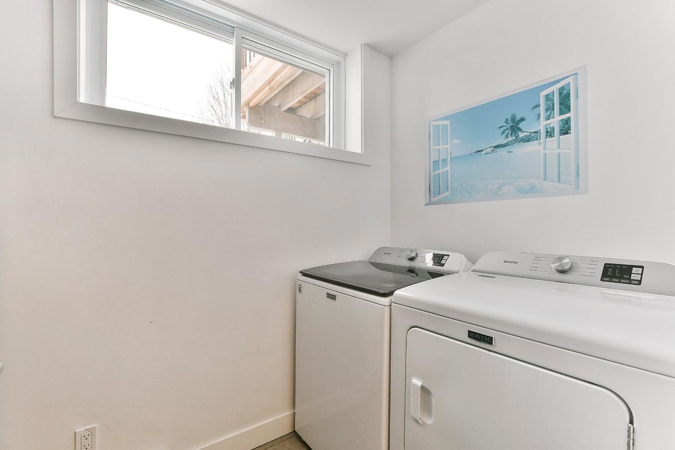 Salle de lavage - 259Z - 261Z Rue Des Érables, Lavaltrie, QC - Indoor Photo Showing Laundry Room
