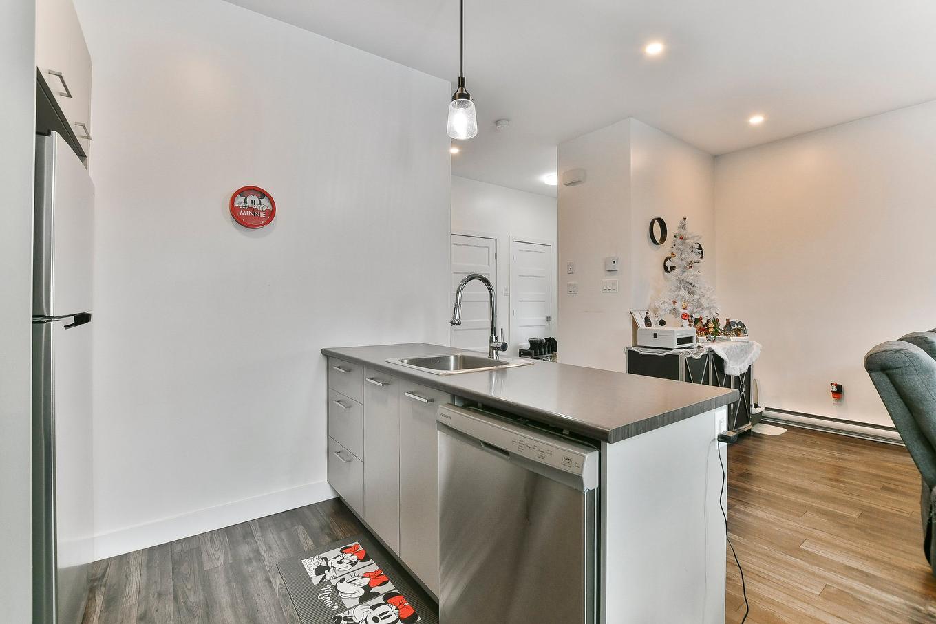 Cuisine - 259Z - 261Z Rue Des Érables, Lavaltrie, QC - Indoor Photo Showing Kitchen