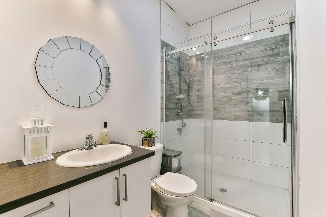 Salle de bains - 259Z - 261Z Rue Des Érables, Lavaltrie, QC - Indoor Photo Showing Bathroom