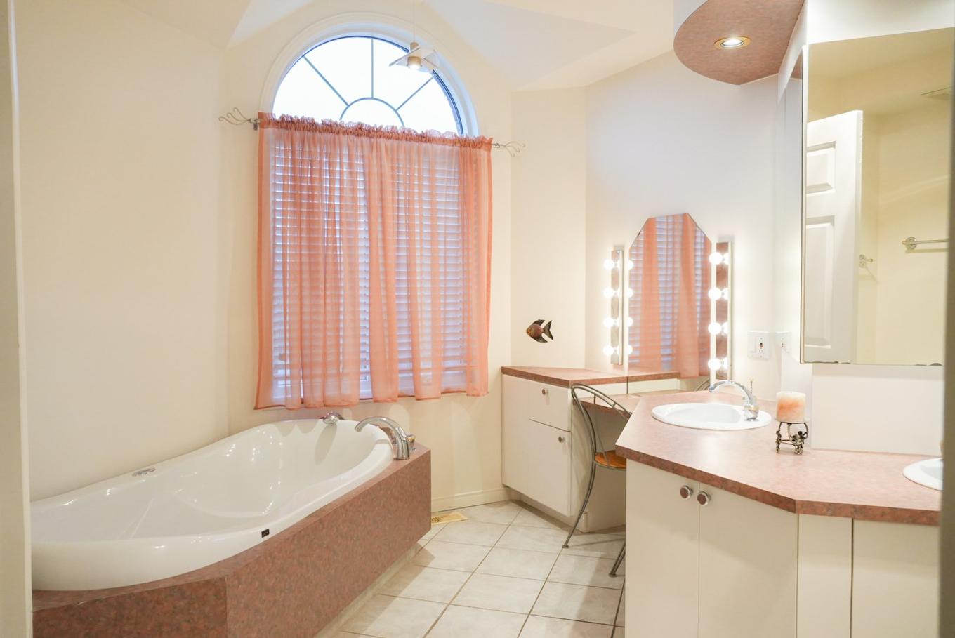 Bathroom - 1205 Av. De Louisbourg, Bécancour, QC - Indoor Photo Showing Bathroom