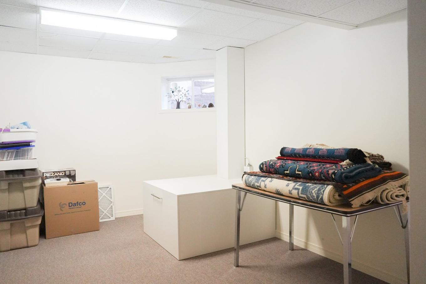 Storage - 1205 Av. De Louisbourg, Bécancour, QC - Indoor