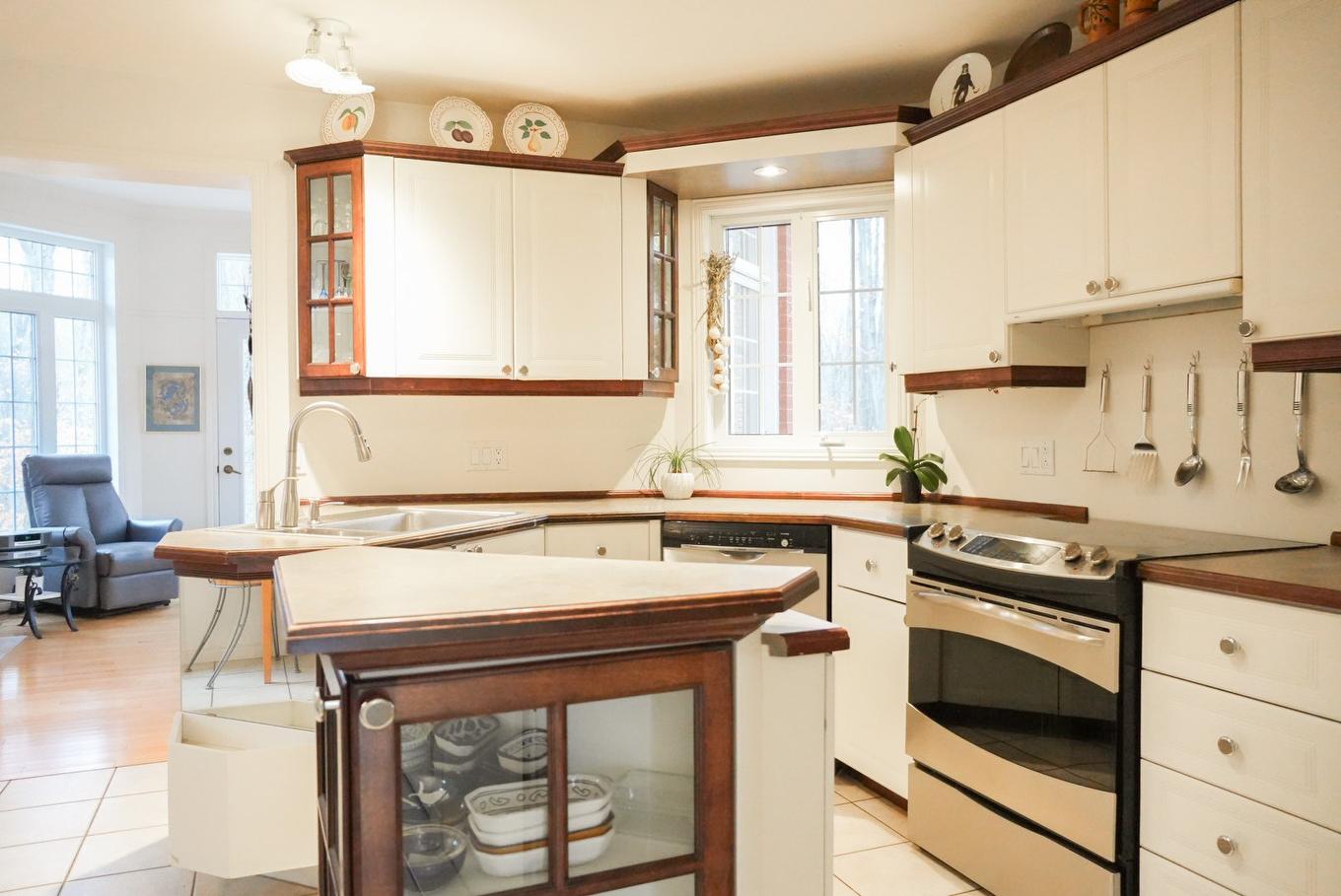 Kitchen - 1205 Av. De Louisbourg, Bécancour, QC - Indoor Photo Showing Kitchen