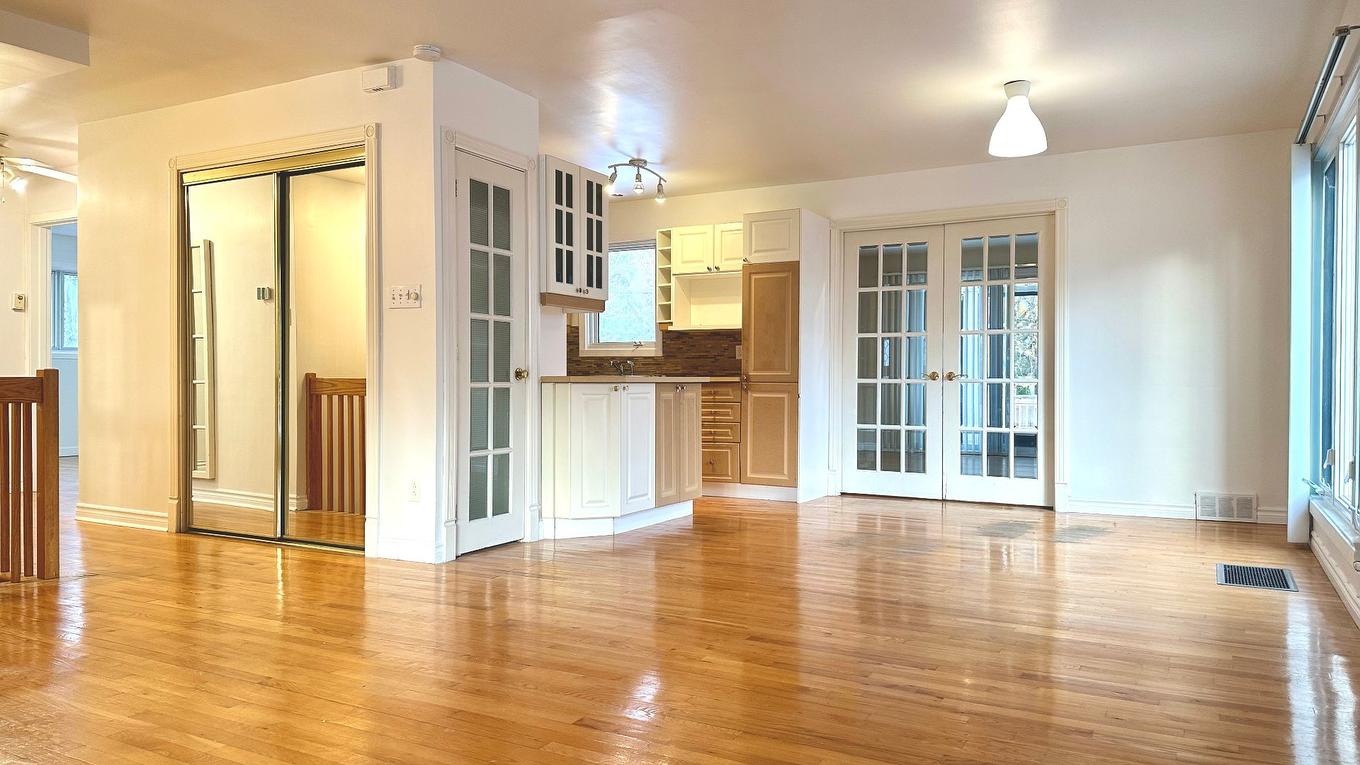 Dining room - 215 Av. Allard, Dorval, QC - Indoor Photo Showing Other Room
