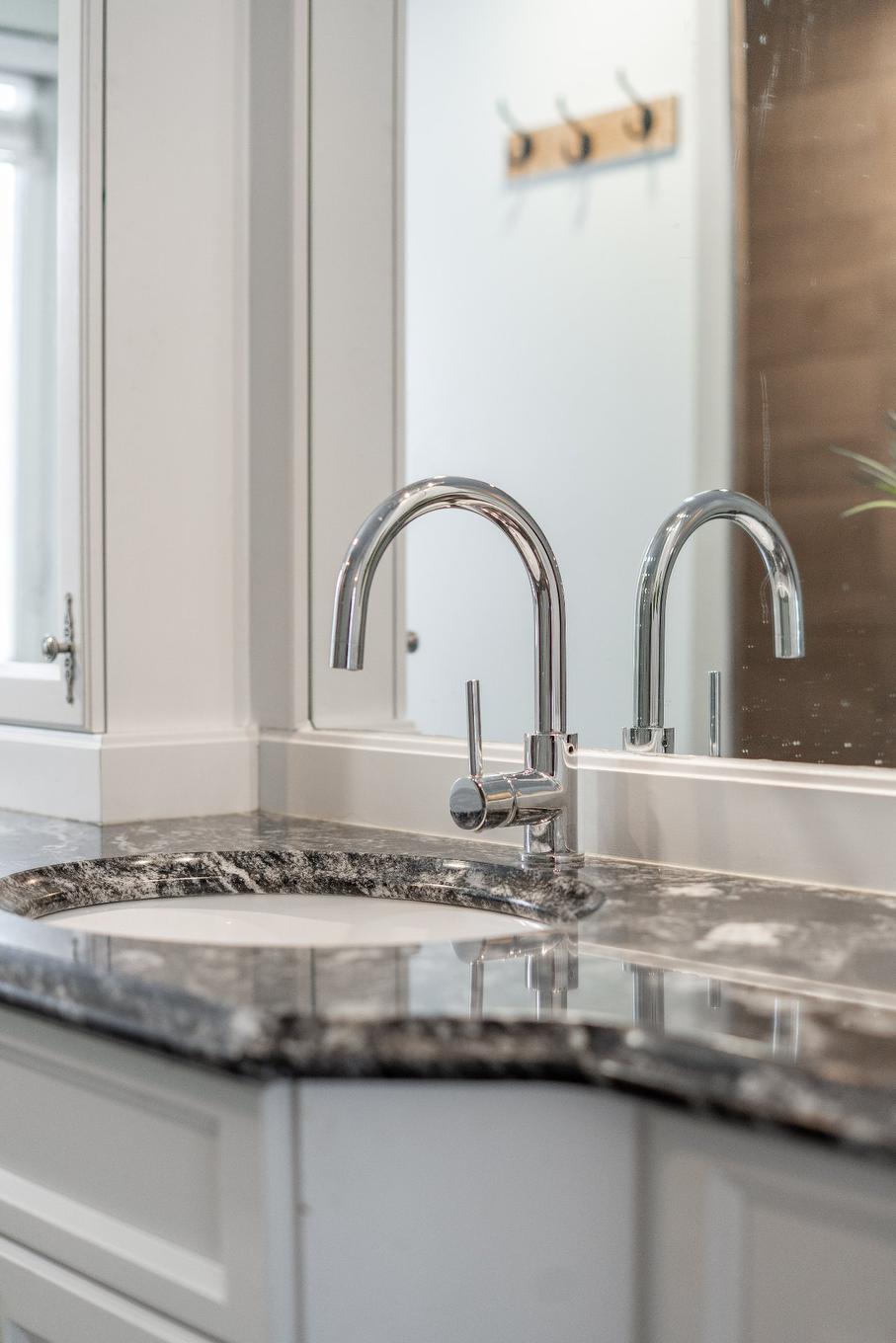 Salle de bains - 103 Rue Yvon, Saint-Alphonse-De-Granby, QC - Indoor Photo Showing Kitchen