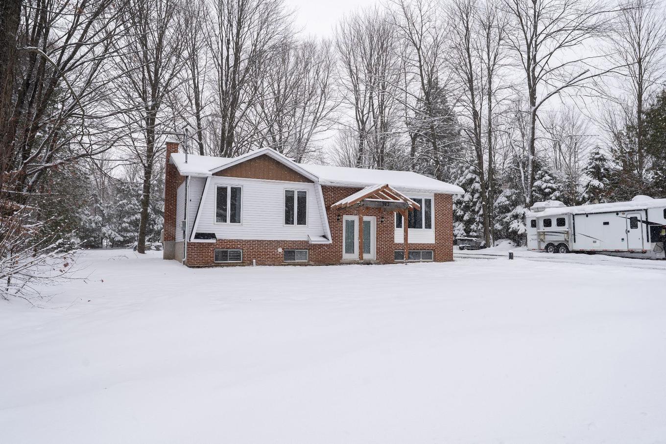 Façade - 103 Rue Yvon, Saint-Alphonse-De-Granby, QC - Outdoor With Facade