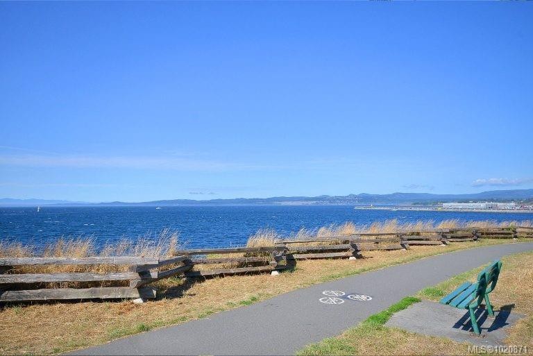 3-1434 Brooke St, Victoria, BC